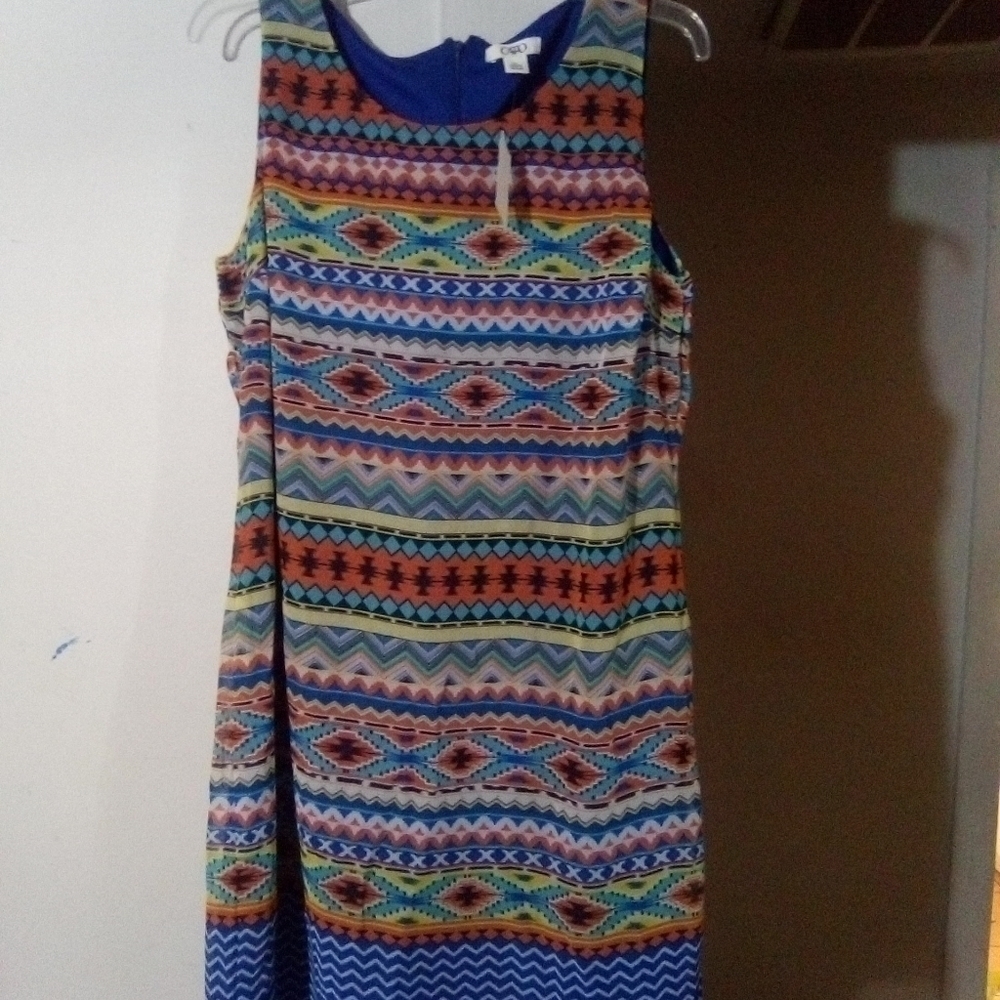 Cato NWT  sleeveless lined geometric print ladies dress. Size 14.